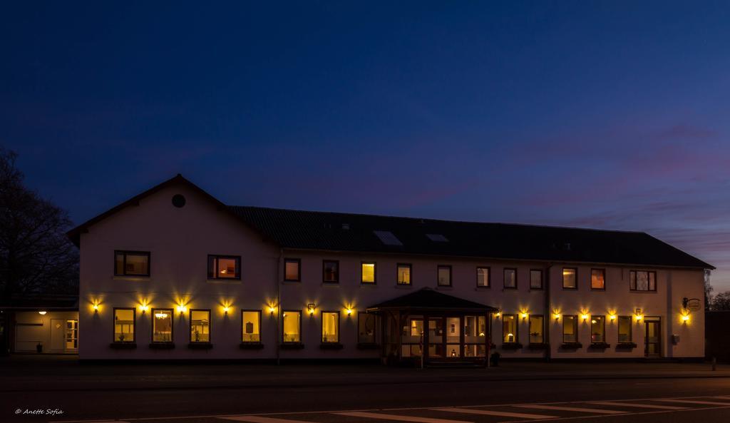 Sdr. Omme Kro & Hotel Exterior photo